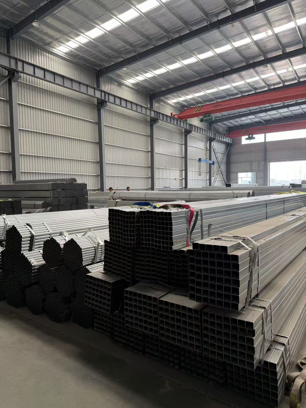 Jia Yi Steel Pipe standardized workshop - Factory photo 9 | Galvanized steel pipe manufacturing facility