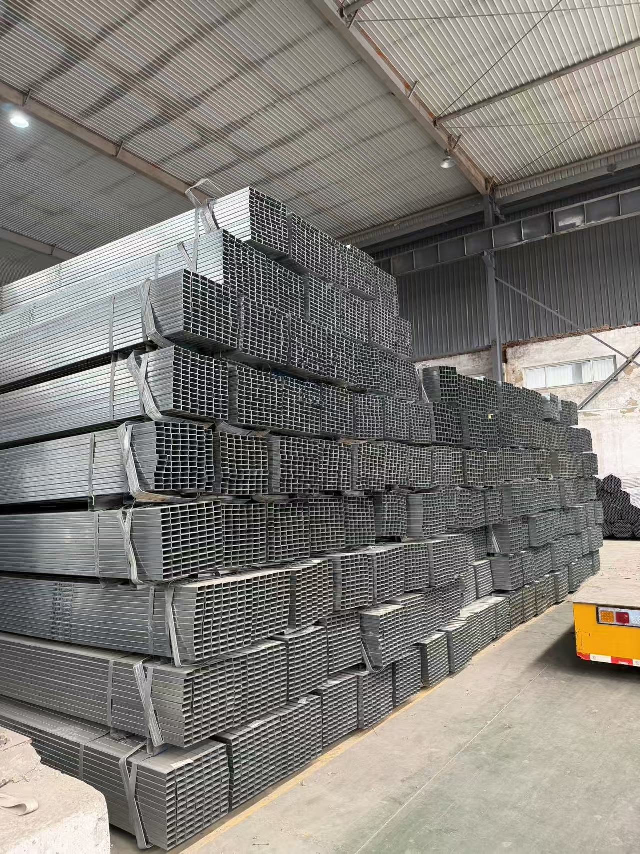 Jia Yi Steel Pipe standardized workshop - Factory photo 8 | Galvanized steel pipe manufacturing facility
