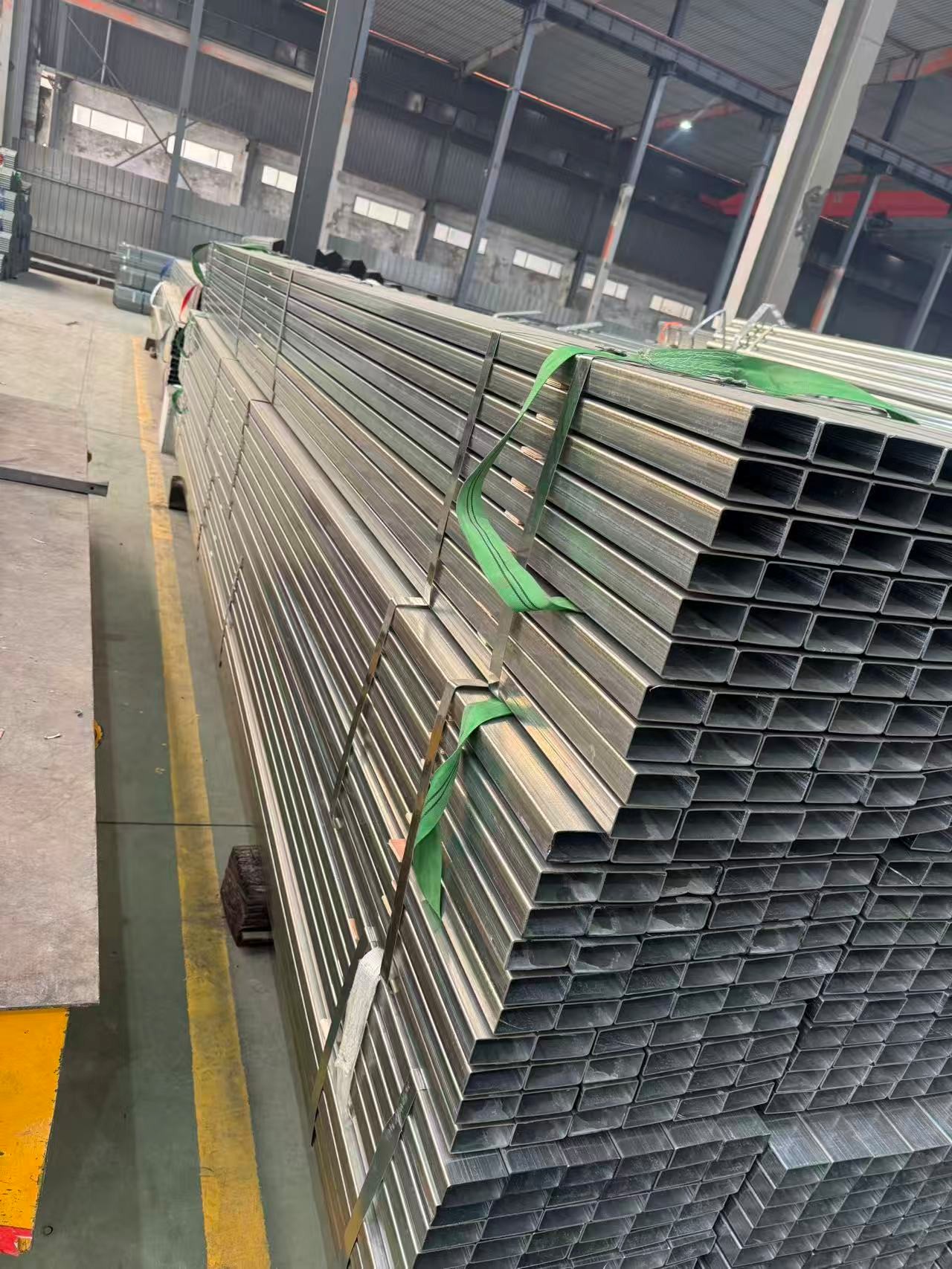 40×80×1.6 Galvanized Rectangular Tube - View 2