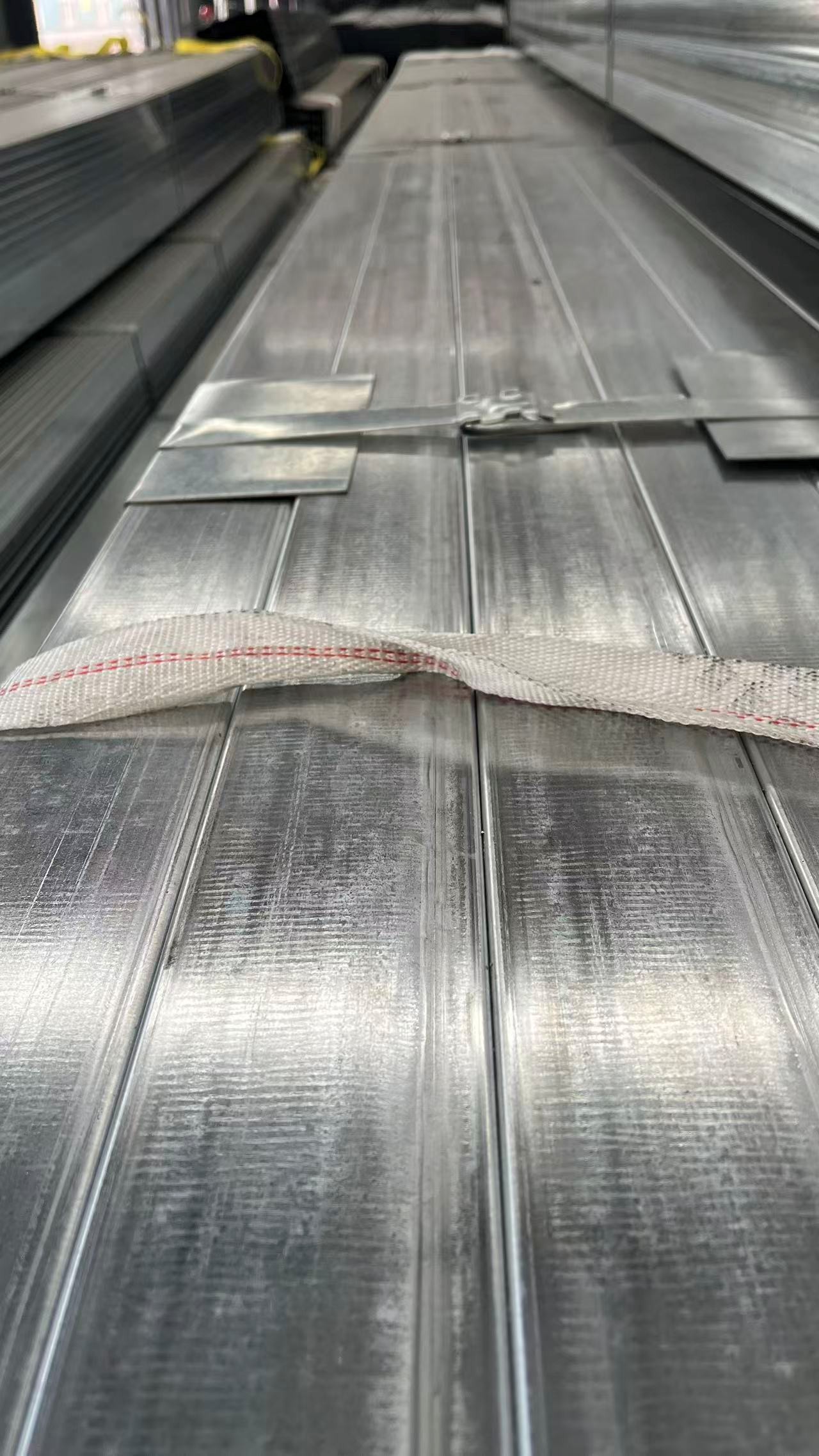 60×80 Galvanized Rectangular Tube - View 2