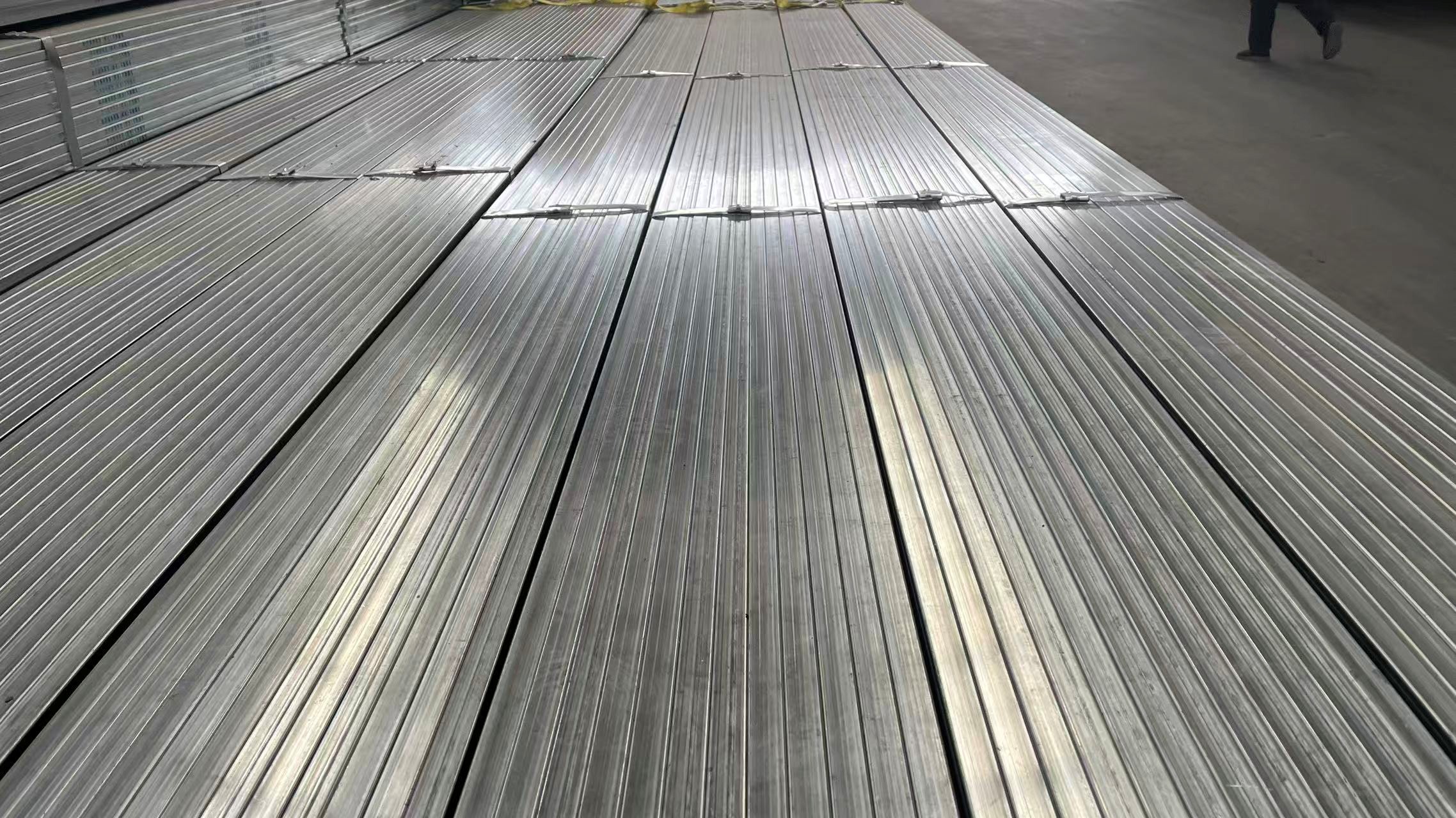 25mm Galvanized Square Tube - View 2