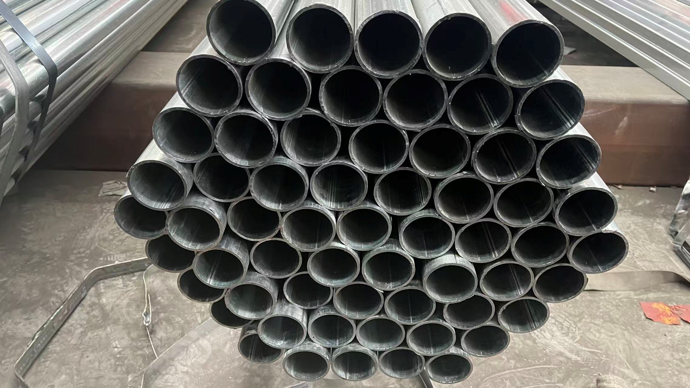 2-inch 3.0mm Galvanized Round Pipe — 2 inch × 3.0mm | Galvanized steel pipe