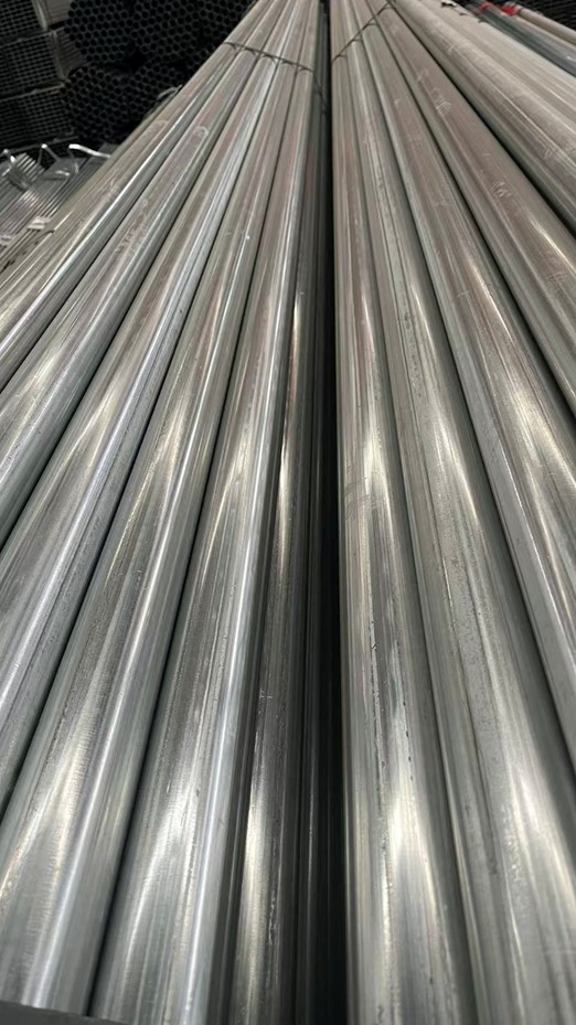 2.5-inch Galvanized Round Pipe - View 2